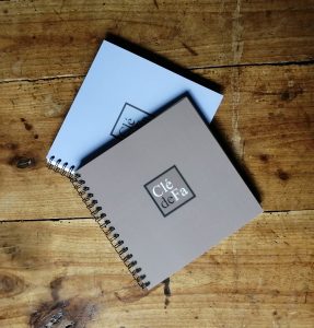 2020 – Carnet marron_bleu Cle de Fa 2020 - Carnet marron_bleu Cle de Fa